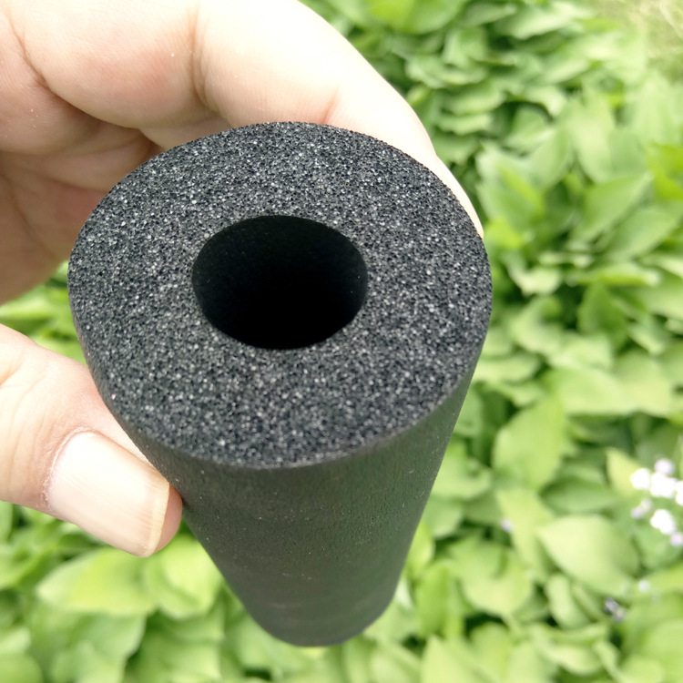 空调管道冷凝水问题：保温层厚度是关键吗