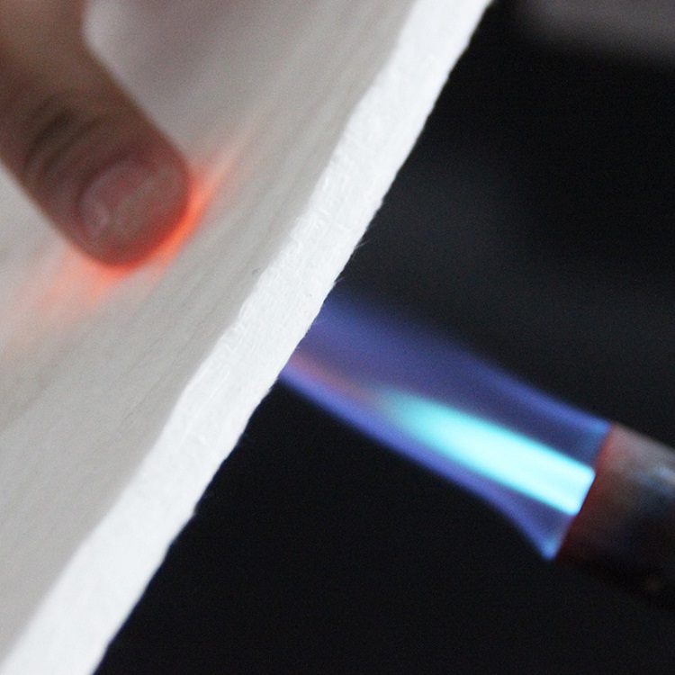 气凝胶毡为何能耐高温